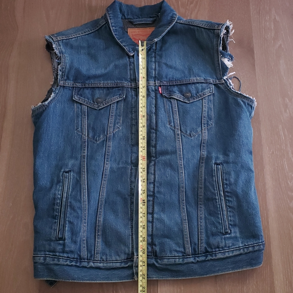 Levi's Denim Sherpa Lined Cut Sleeve Trucker Vest Jacket Size Men’s Medium - Picture 8 of 9
